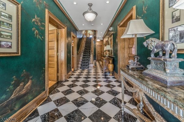 Interior, Recessed Lighting