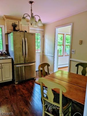 Chandelier, Dining room, Interior, Kitchen, Wood Texture Flooring