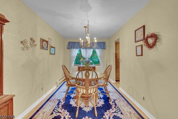 Chandelier, Dining room, Interior