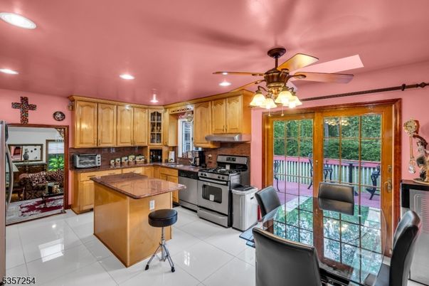 Interior, Kitchen, Recessed Lighting