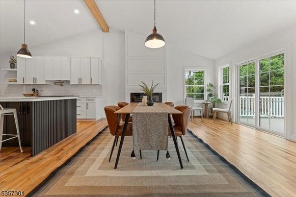 Dining room, Interior, Kitchen, Pendant Lights, Recessed Lighting, Wooden Beams, Wood Texture Flooring