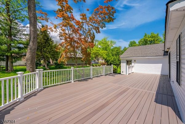 Backyard, Detached Garage, Exterior