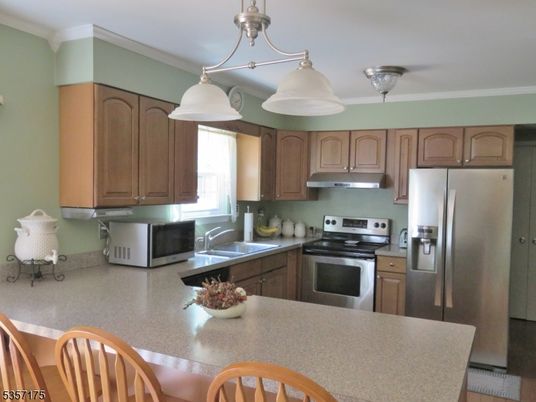 Interior, Kitchen, Pendant Lights, Stainless Steel Appliances