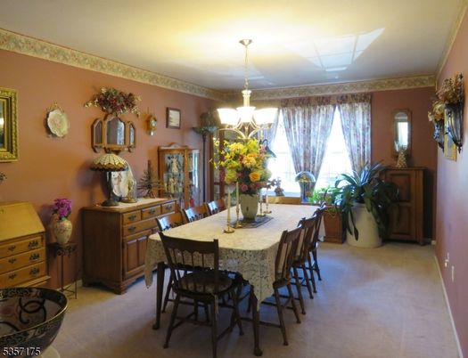 Chandelier, Dining room, Interior