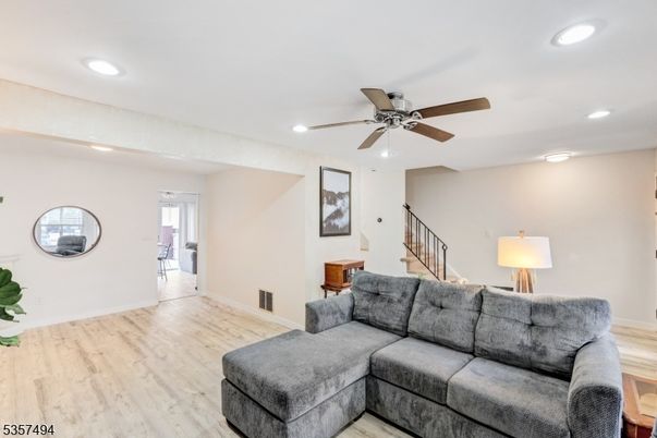 Interior, Living room, Recessed Lighting, Wood Texture Flooring