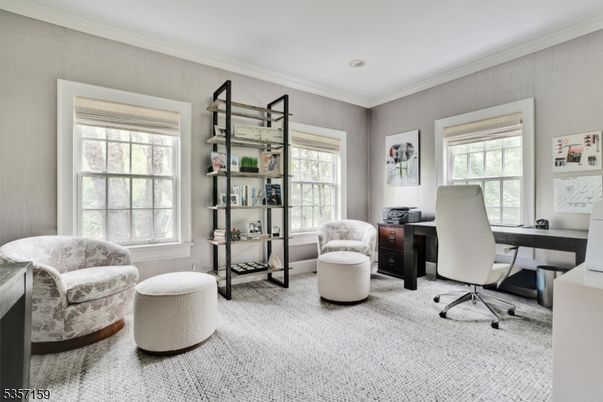 Home Office, Interior