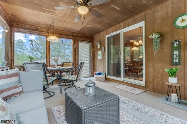 Dining room, Interior, Pendant Lights, Sun Room, Wooden Ceilings