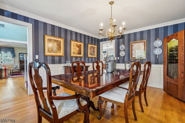 Chandelier, Dining room, Interior, Wood Texture Flooring
