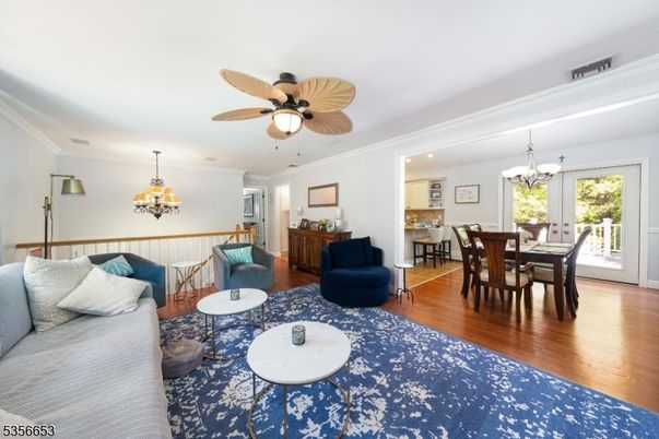 Chandelier, Dining room, Interior, Living room, Recessed Lighting, Wood Texture Flooring