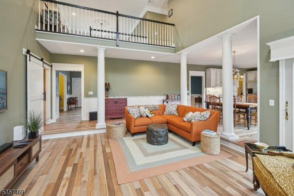 Chandelier, Dining room, Interior, Living room, Recessed Lighting, Wood Texture Flooring