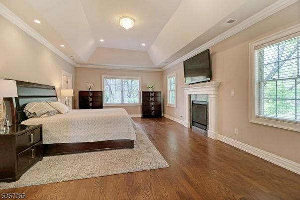Bedroom, Fireplace, Interior, Recessed Lighting, Wood Texture Flooring