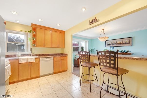Dining room, Interior, Kitchen, Pendant Lights, Recessed Lighting