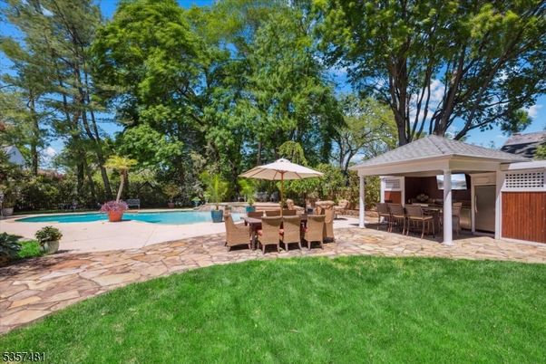 Backyard, Exterior, Pool