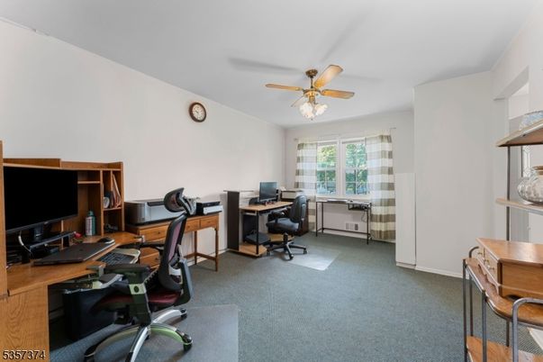 Home Office, Interior