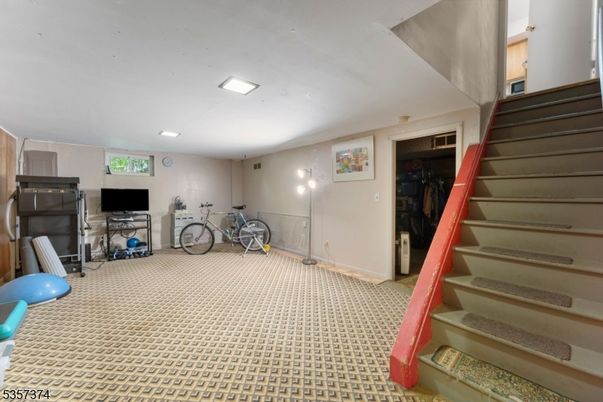 Fitness Equipment, Interior, Recessed Lighting