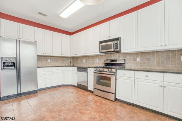 Interior, Kitchen, Stainless Steel Appliances