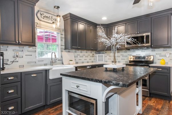 Interior, Kitchen, Pendant Lights, Recessed Lighting, Wood Texture Flooring