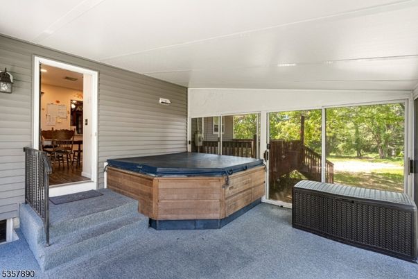 Hot Tub, Interior