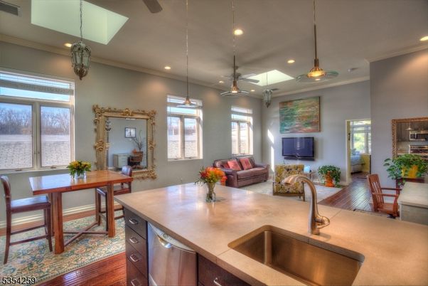 Dining room, Interior, Kitchen, Living room, Pendant Lights, Recessed Lighting, Wood Texture Flooring