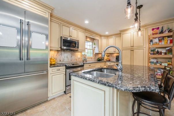Interior, Kitchen, Pendant Lights, Recessed Lighting, Stainless Steel Appliances