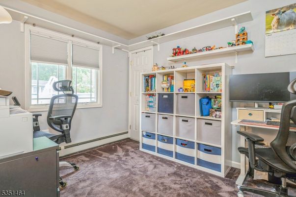 Home Office, Interior