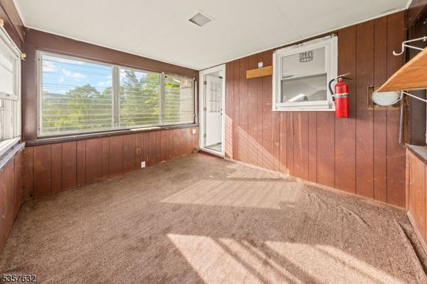 Empty room, Interior, Wooden Walls