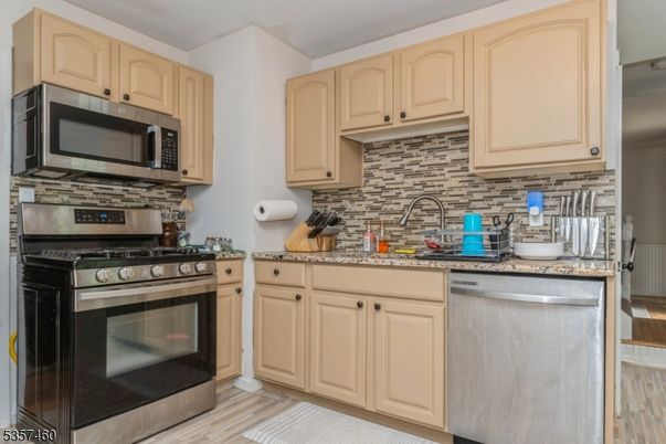 Interior, Kitchen, Stainless Steel Appliances, Wood Texture Flooring