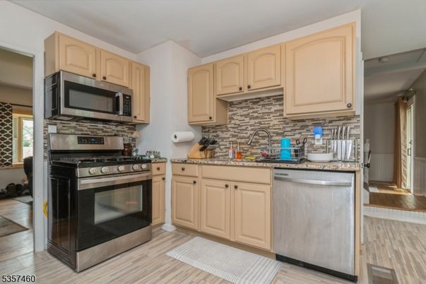 Interior, Kitchen, Stainless Steel Appliances, Wood Texture Flooring