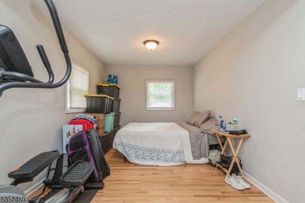 Bedroom, Fitness Equipment, Interior, Wood Texture Flooring