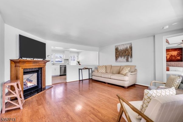 Fireplace, Interior, Kitchen, Wood Texture Flooring