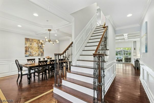 Chandelier, Dining room, Interior, Pendant Lights, Recessed Lighting, Wood Texture Flooring