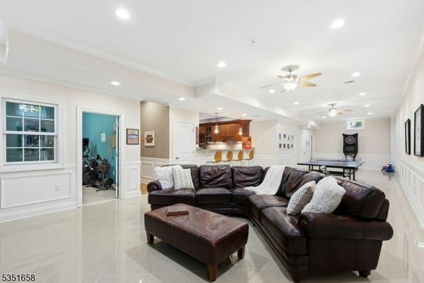 Game Room, Interior, Living room, Recessed Lighting