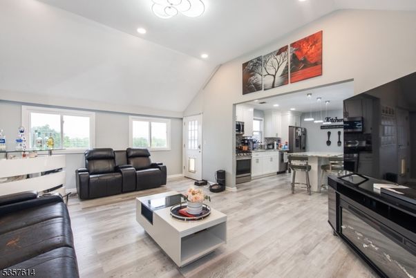 Interior, Kitchen, Living room, Pendant Lights, Recessed Lighting, Wood Texture Flooring