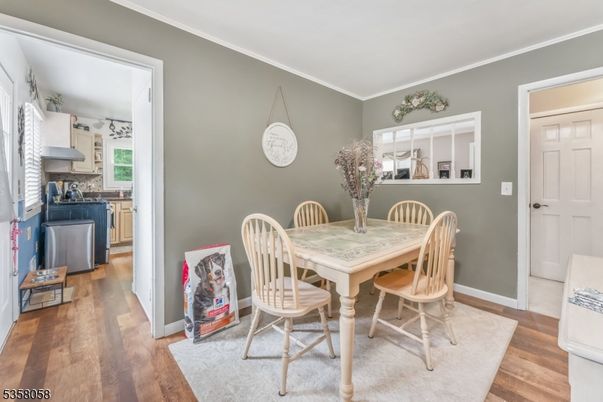 Dining room, Interior, Wood Texture Flooring