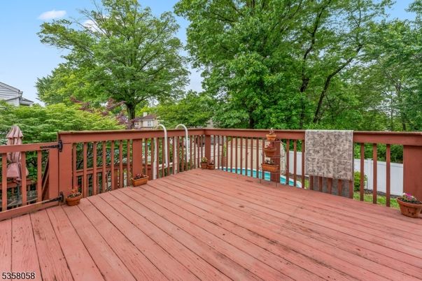 Exterior, Wood Texture Flooring