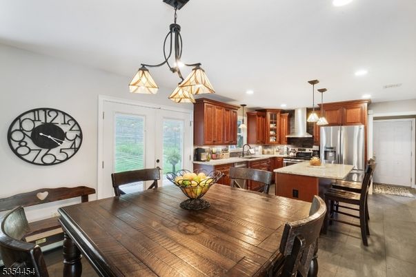 Dining room, Interior, Kitchen, Pendant Lights, Recessed Lighting, Stainless Steel Appliances