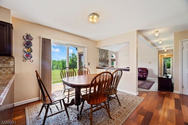 Dining room, Interior, Wood Texture Flooring