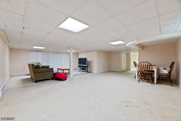 Dining room, Interior, Recessed Lighting