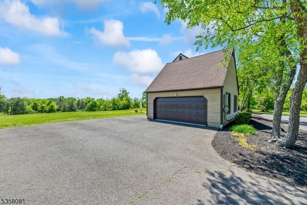 Backyard, Detached Garage, Exterior