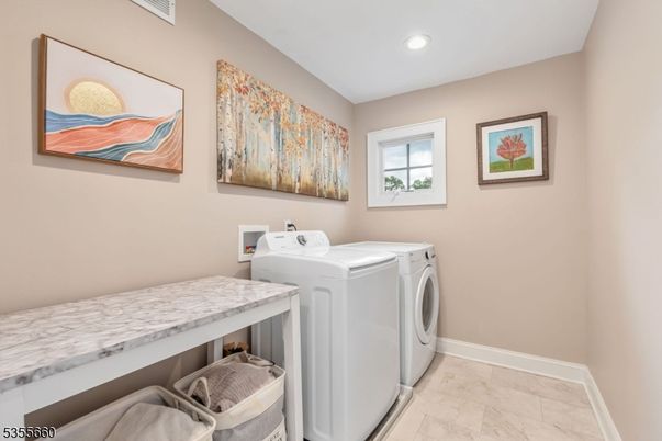 Interior, Recessed Lighting, Washer