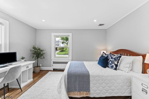 Bedroom, Home Office, Interior, Recessed Lighting, Wood Texture Flooring