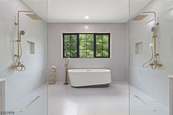 Bathroom, Free Standing Baths, Glass Shower, Interior, Recessed Lighting