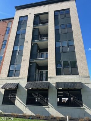 Exterior, Facade, Condo Building