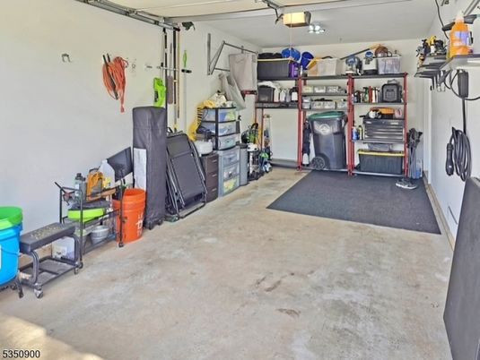 Garage, Interior