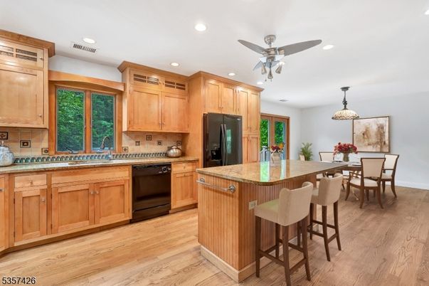 Dining room, Interior, Kitchen, Pendant Lights, Recessed Lighting, Wood Texture Flooring