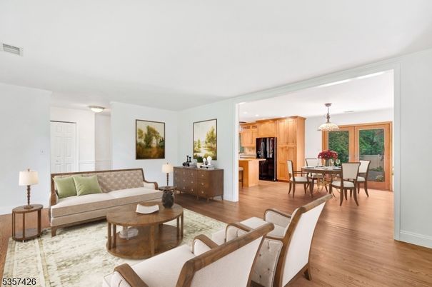 Chandelier, Dining room, Interior, Kitchen, Living room, Wood Texture Flooring