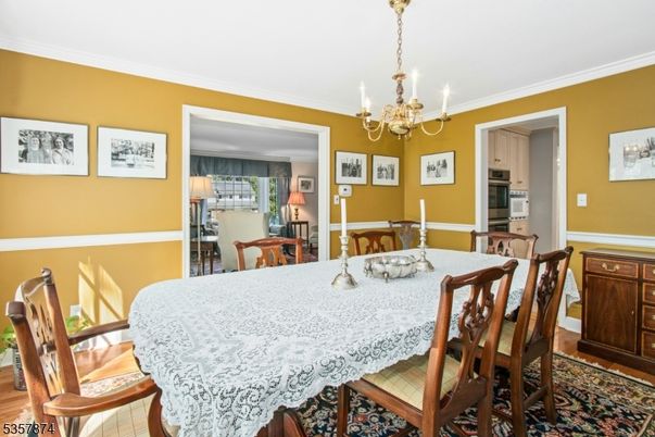Chandelier, Dining room, Interior, Kitchen, Wood Texture Flooring