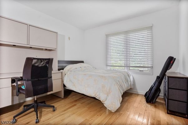 Bedroom, Home Office, Interior, Wood Texture Flooring