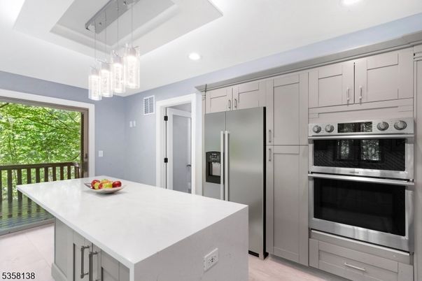 Interior, Kitchen, Pendant Lights, Recessed Lighting, Stainless Steel Appliances