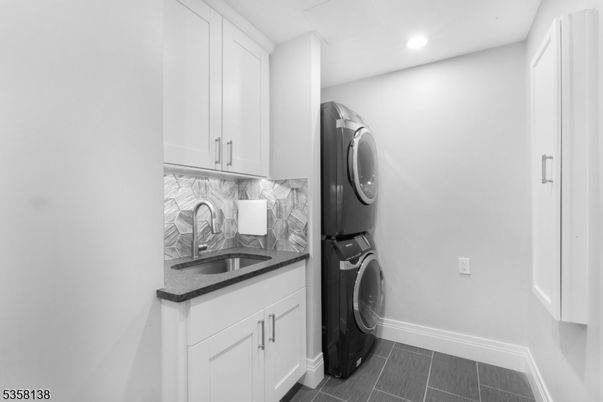 Interior, Recessed Lighting, Washer
